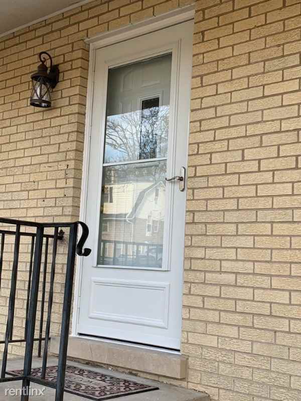 501 Ryan Lane 2e - Photo 2 of 18