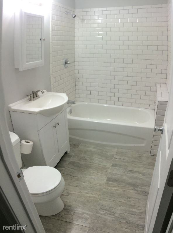 1922 N 18th St - Photo 3 of 5