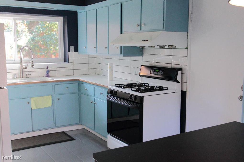 921 Newell Rd - Photo 2 of 4