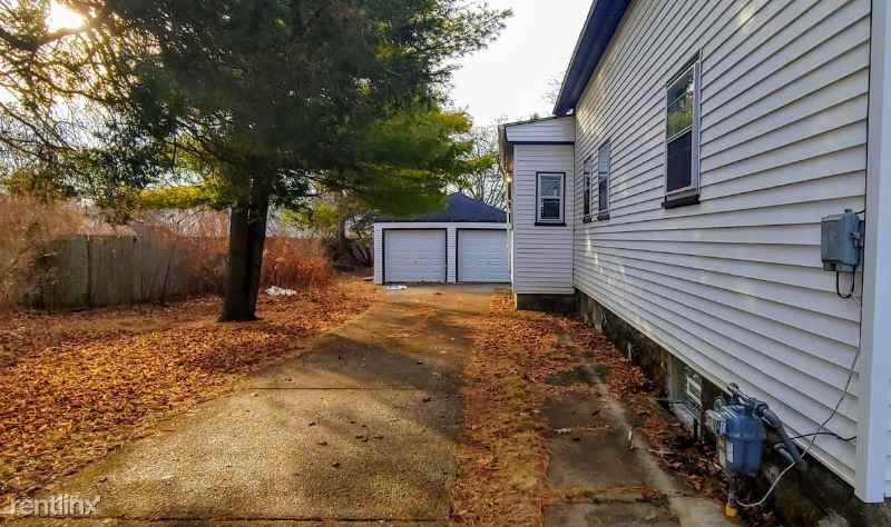 1913 East St Francis Ave - Photo 2 of 17