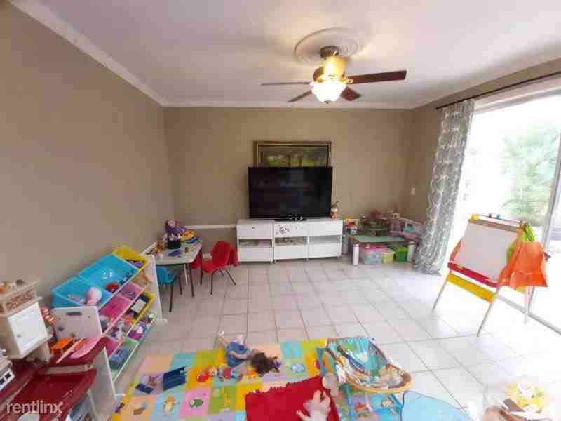 4080 Fern Forest Rd - Photo 3 of 18