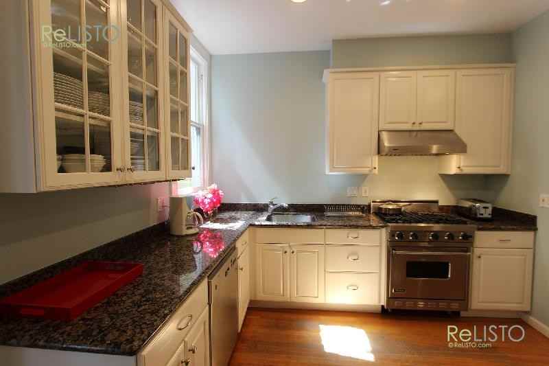 619 Bosworth St - Photo 2 of 14