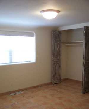 410 Sunset St - Photo 3 of 4