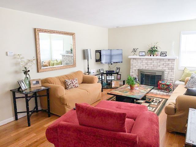 2249 Elliott St - Photo 2 of 7