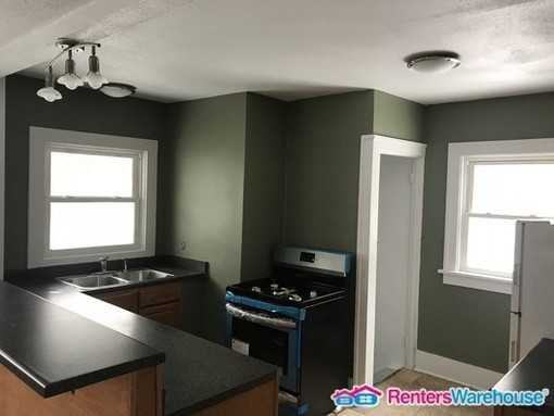 1920 Jefferson Ave - Photo 3 of 10