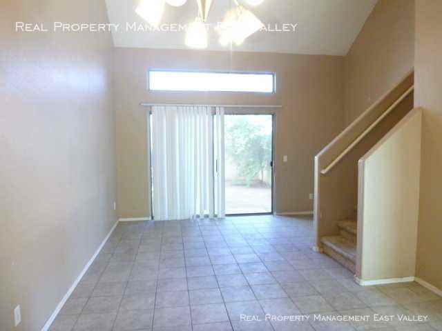 2027 E University Dr - 102 - Photo 2 of 9