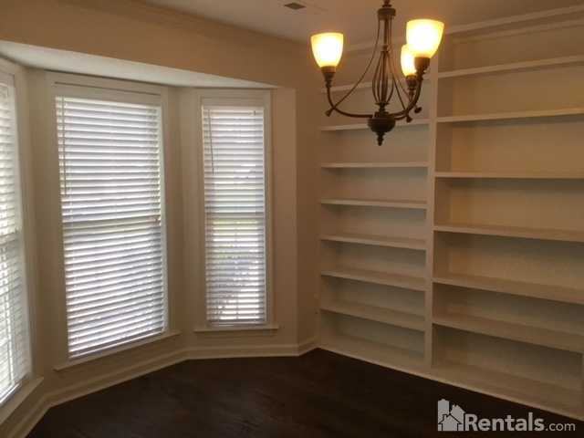 7 Willow Ridge Court - Photo 2 of 10