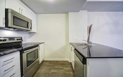 Park Lawn Rd & Lake Shore Blvd W