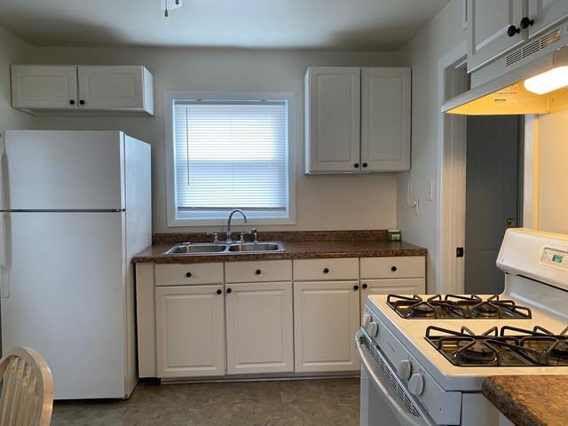 22523 Richton Square - Photo 3 of 10
