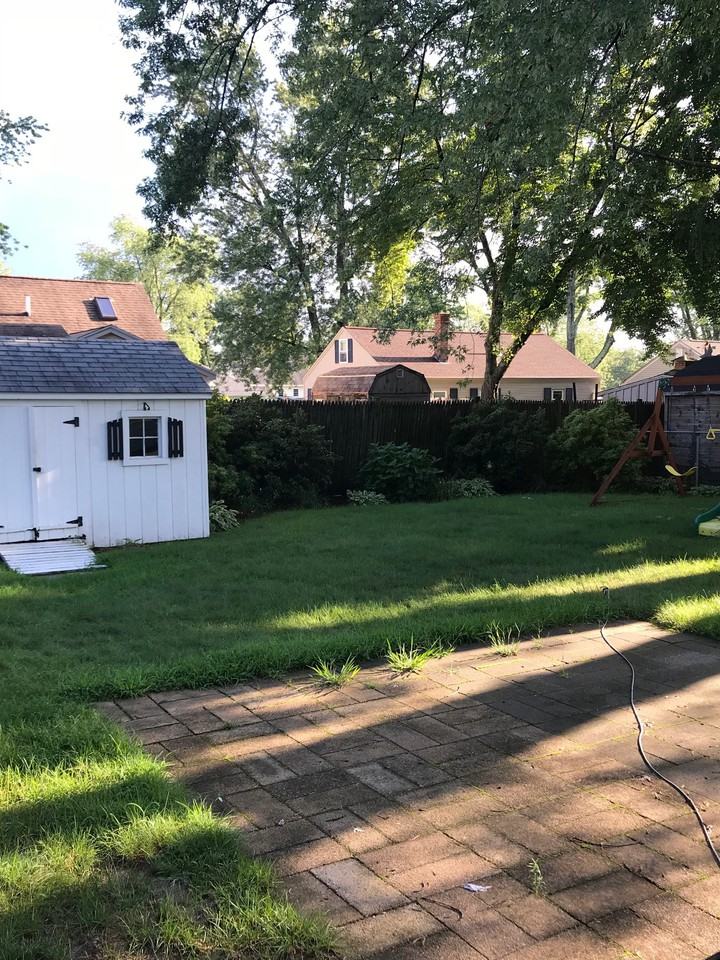 255 Norcross St - Photo 2 of 11