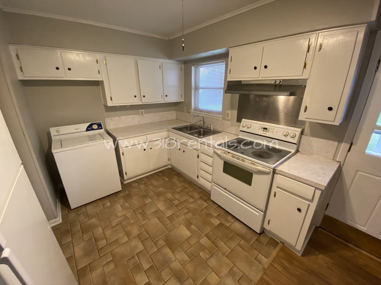 4612 Sullivan Street - Photo 5 of 16