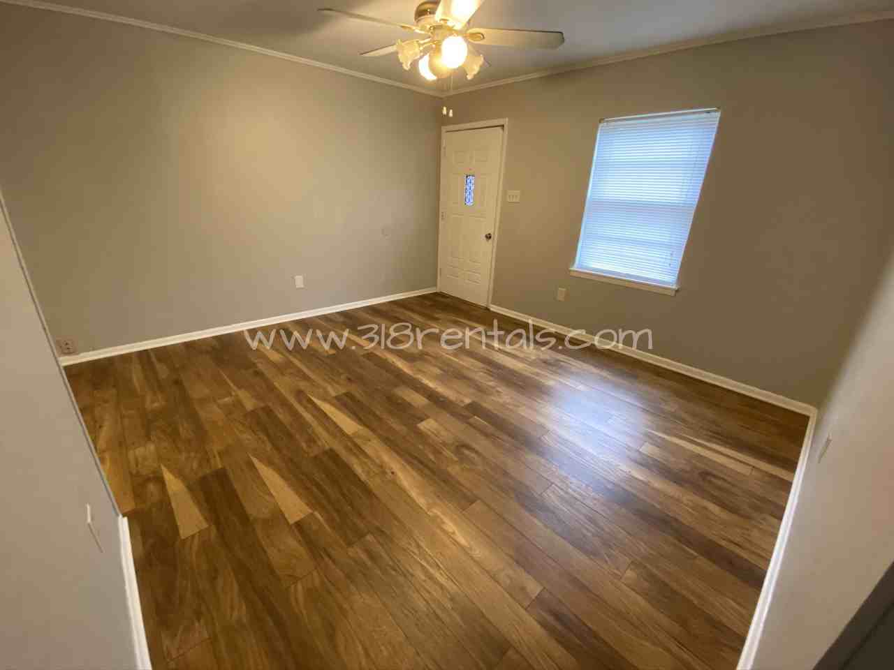 4612 Sullivan Street - Photo 4 of 16
