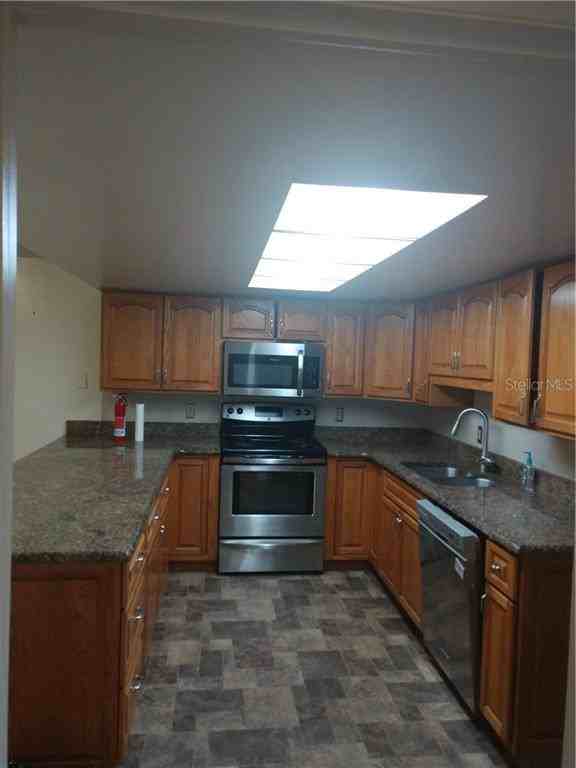 2009 N Volusia Avenue - Photo 3 of 15