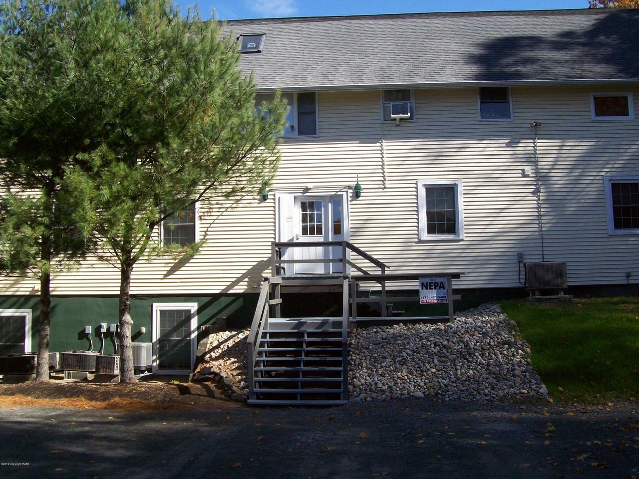 522 Spring Street - Photo 2 of 10