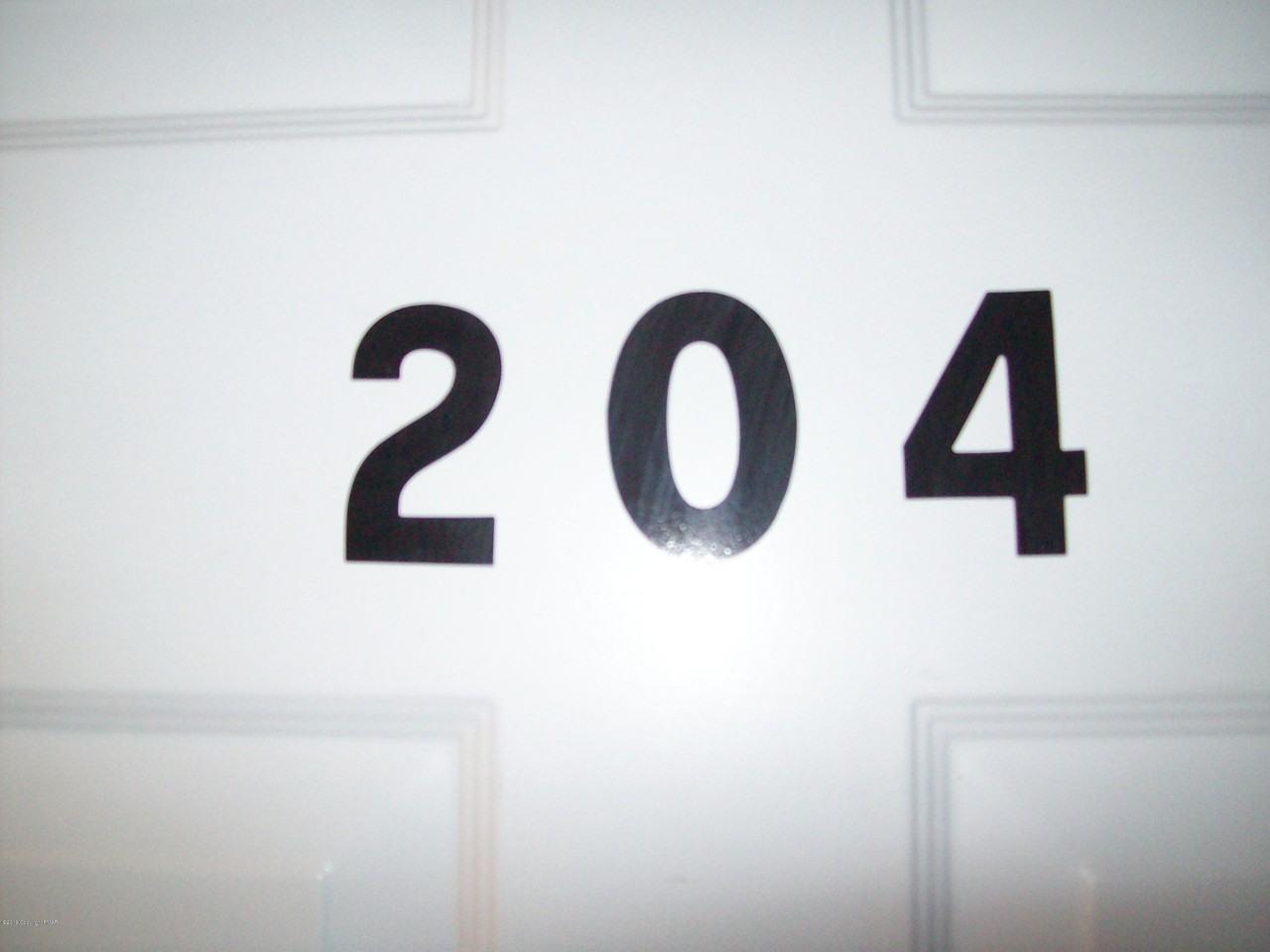 522 Spring Street - Photo 3 of 10