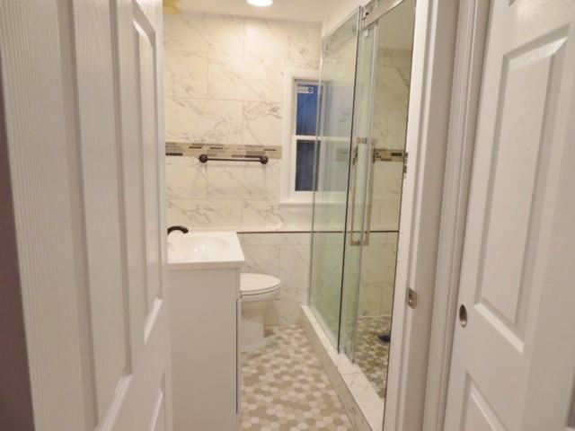 93 Hillside Ave - Photo 3 of 6