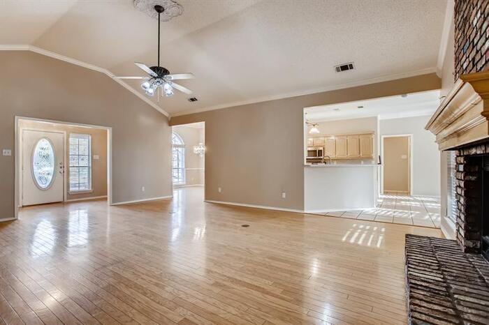 1050 Oak Hollow Lane - Photo 3 of 17