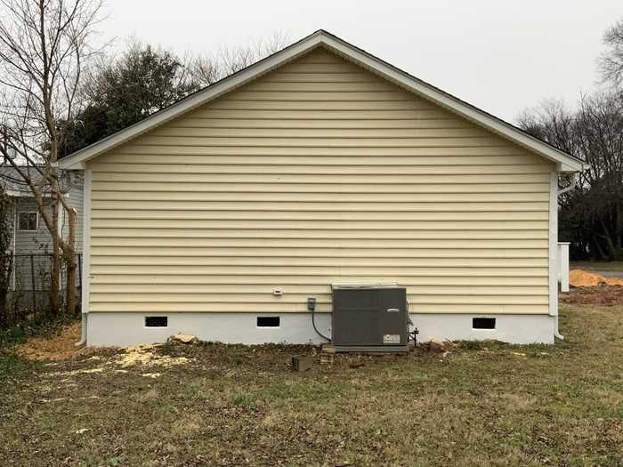 223 Harrison Street - Photo 3 of 15