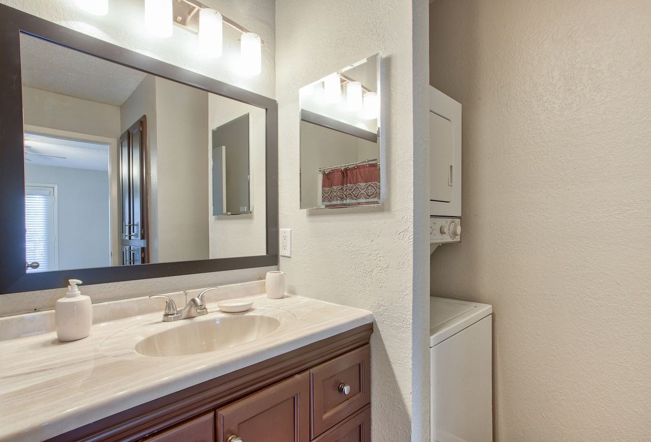 Arbors Of Burleson - Photo 4 of 9