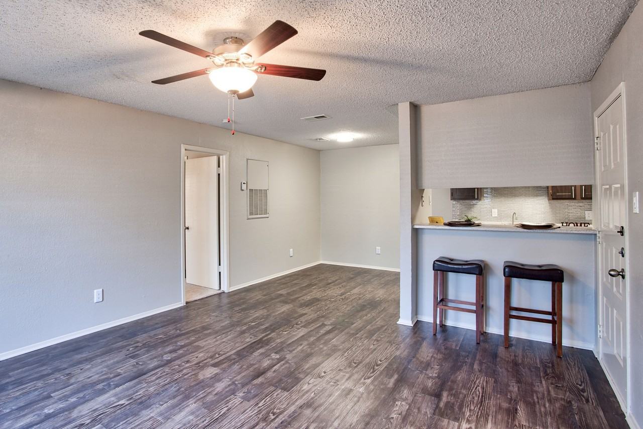 Arbors Of Burleson - Photo 6 of 9