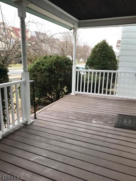 7 Gould Pl - Photo 2 of 10