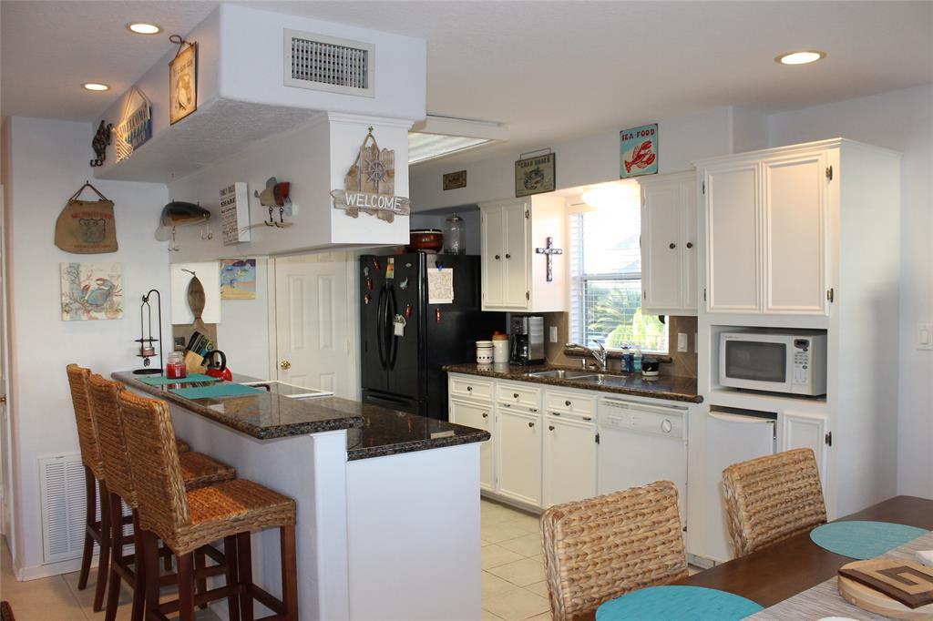 418 Westerly Drive - Photo 2 of 21