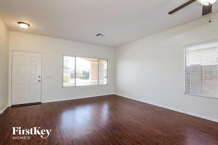 14646 West Crocus Drive - Photo 2 of 15