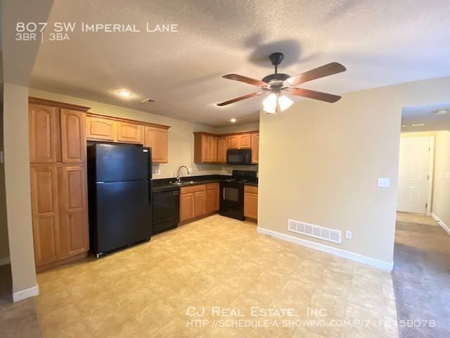 807 Sw Imperial Lane - Photo 3 of 11