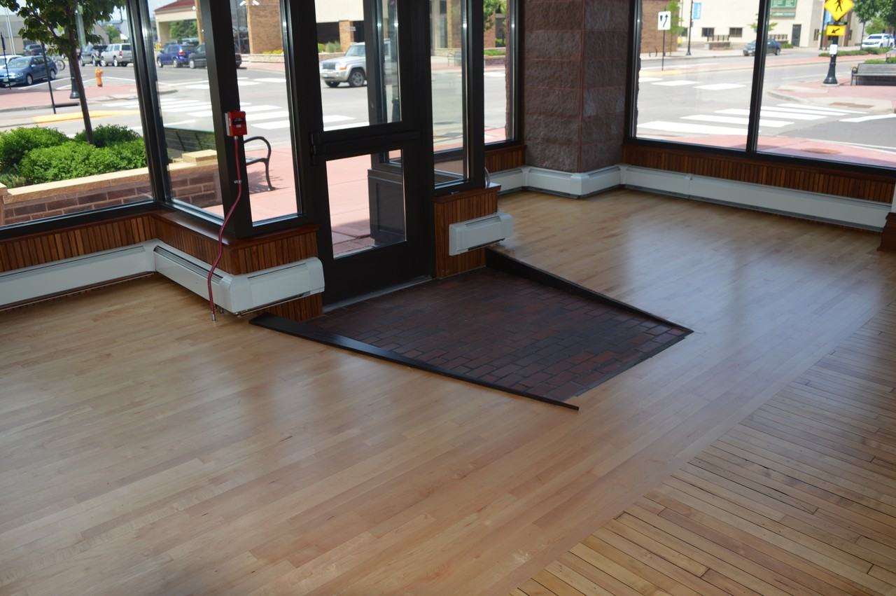 1202 Tower Ave - Photo 6 of 50