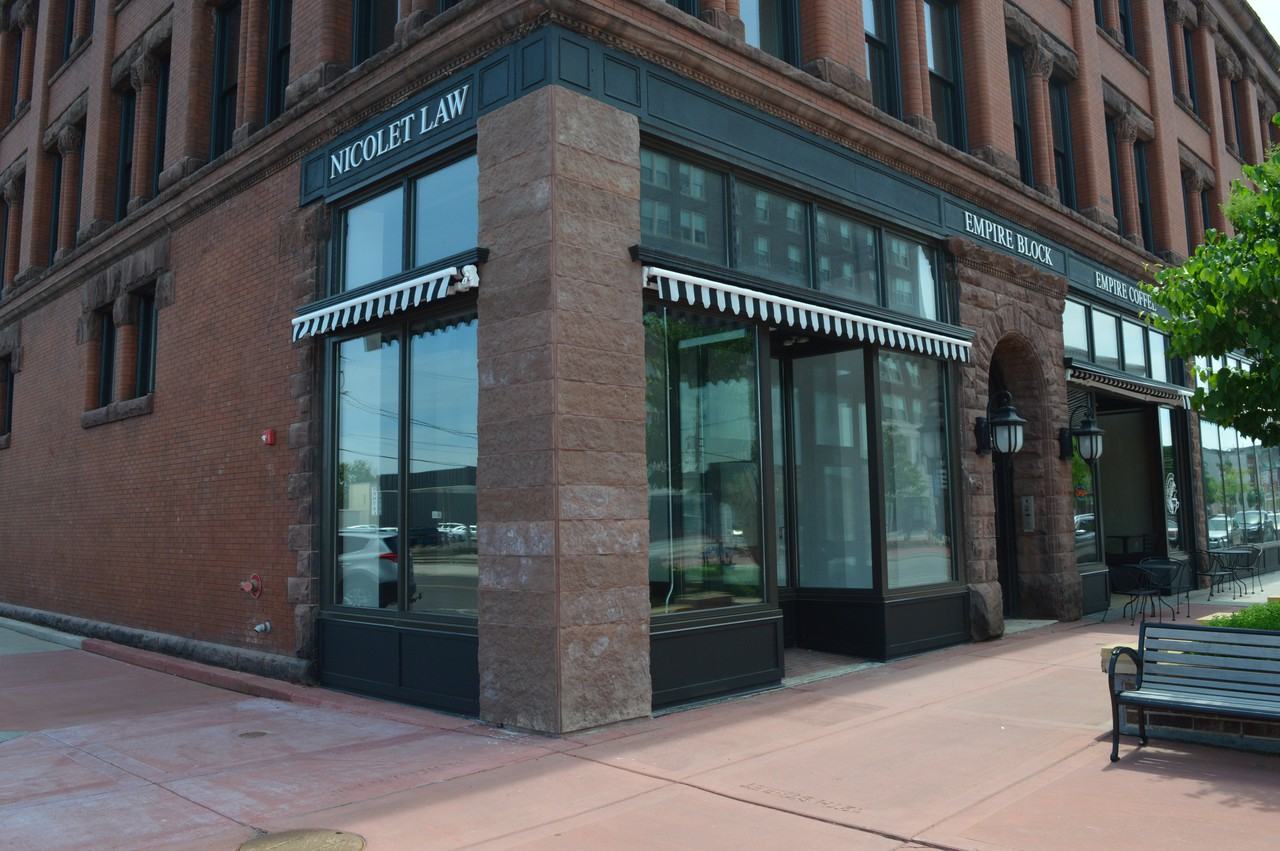 1202 Tower Ave - Photo 4 of 50