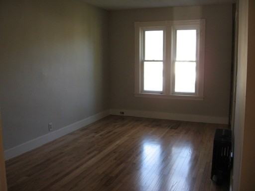 34 Pine St - Photo 3 of 6