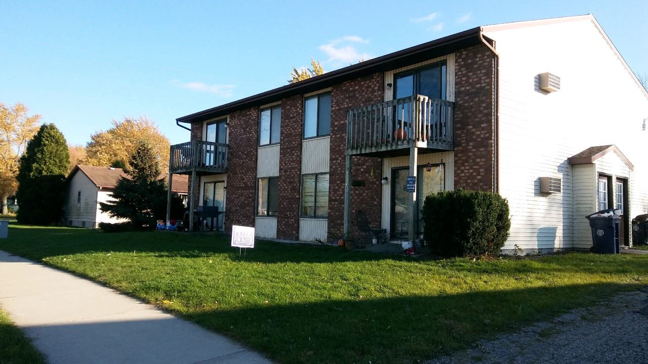 1154 Country Lane Apartments 1154 Country Ln, Holland, MI 49423 Zumper