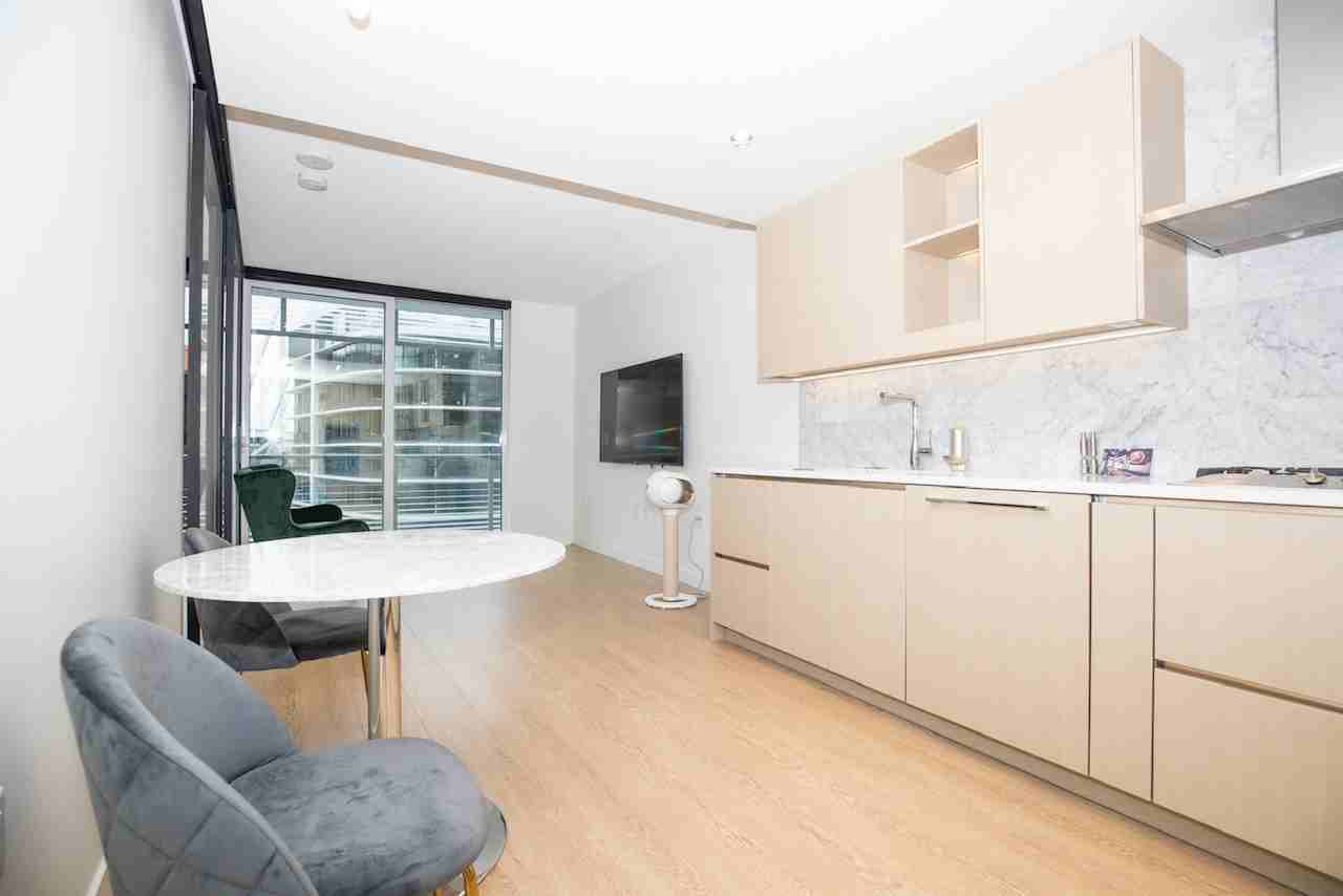 89 Nelson Street #1508