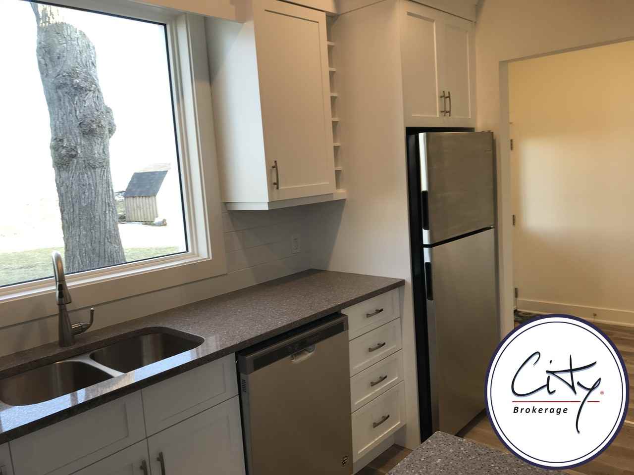 609 Beach Boulevard - Photo 3 of 12