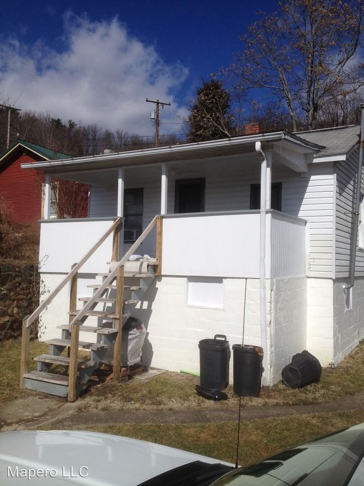 1176 Sabraton Ave - Photo 2 of 3