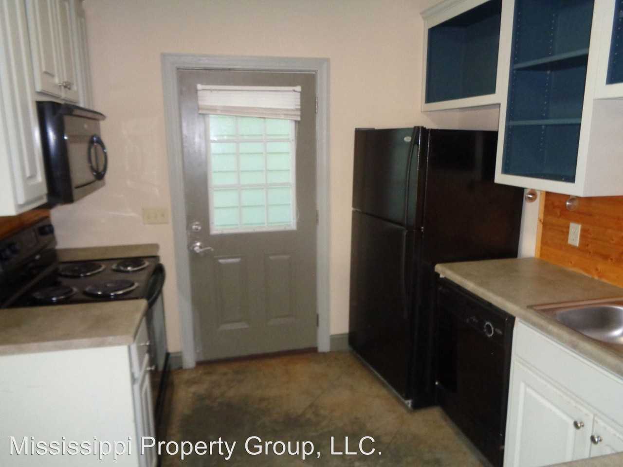 100 Mondrian Place - Photo 3 of 16