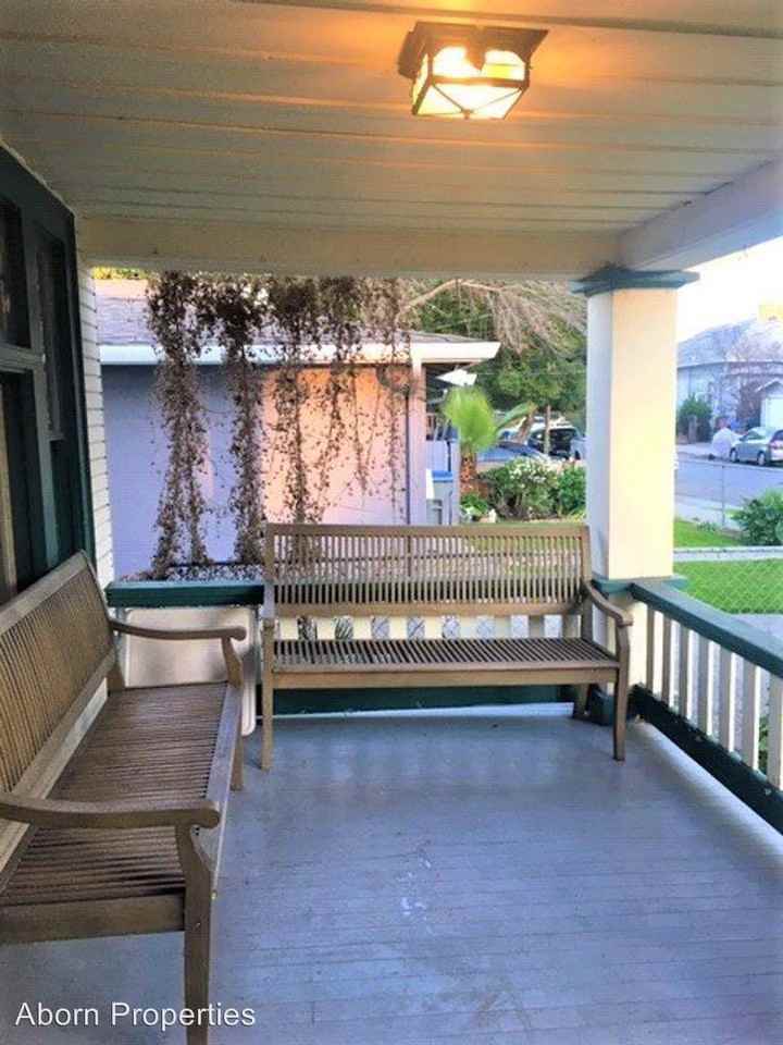 437 Jerome St - Photo 2 of 14