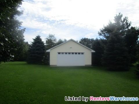 2040 151st Ave NE - Photo 2 of 15