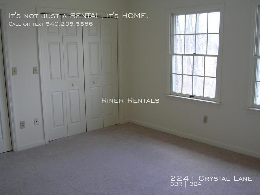 2241 Crystal Ln - Photo 6 of 8