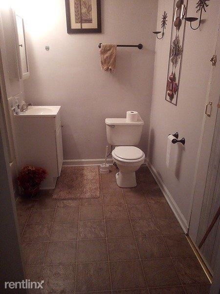 2709 Daphne Lane - Photo 2 of 4