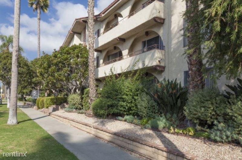 1834 Bentley Ave. 305 - Photo 2 of 12