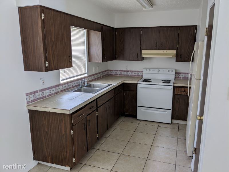 509 Dora Ave - Photo 3 of 10