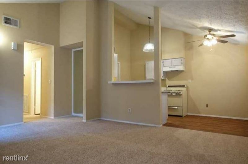 10066 Sharpton Dr - Photo 2 of 11