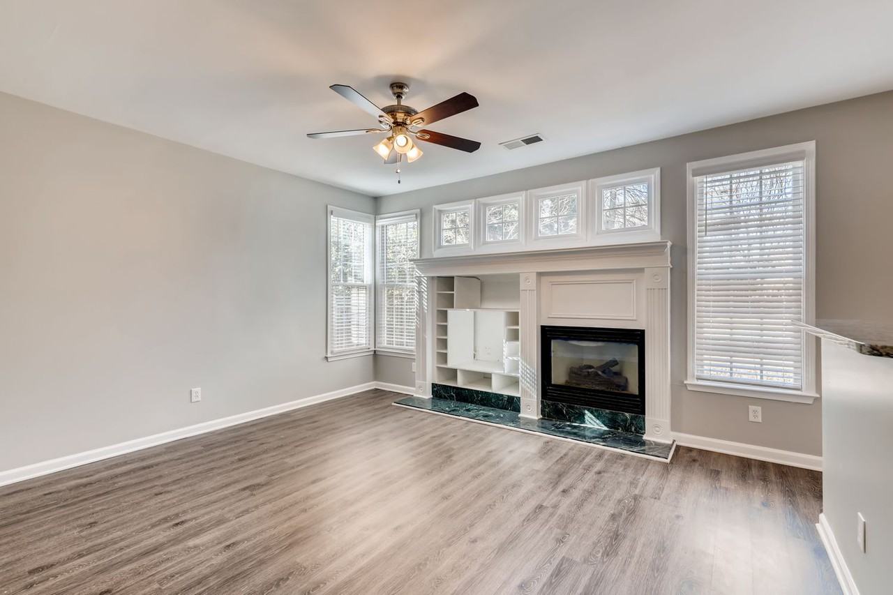 2743 Harper Woods Dr - Photo 3 of 14