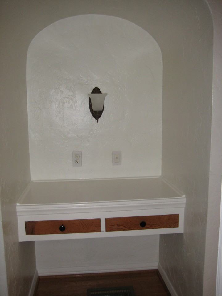 2936 Bronson Ave - Photo 3 of 10