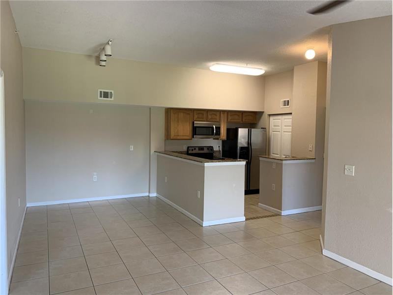 231 Sw Palm 303 Drive 303 - Photo 2 of 14