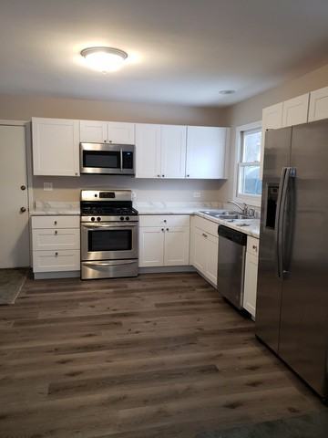 37446 E Park Ln - Photo 2 of 6