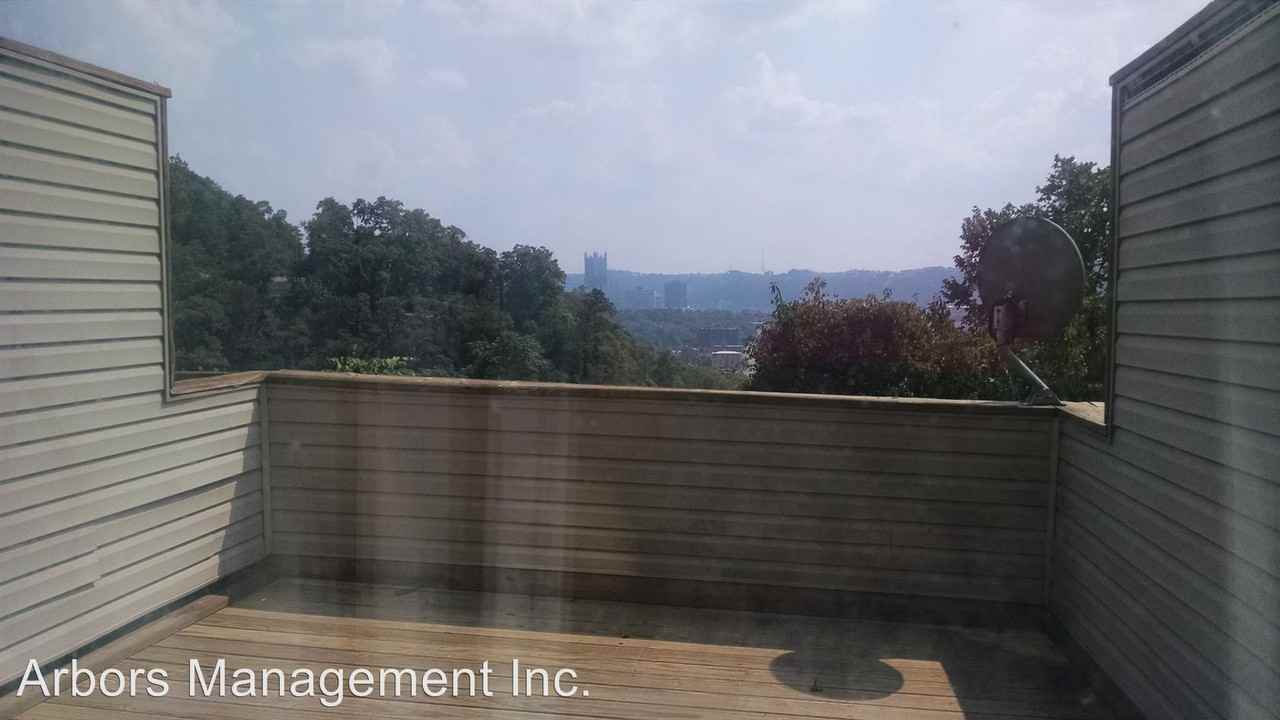 711 Chautaqua Court - Photo 2 of 6