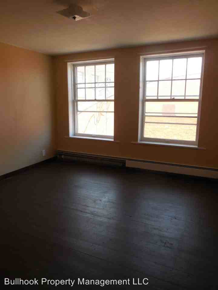 224 4th Ave - Photo 2 of 6