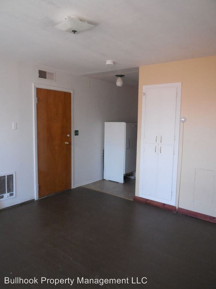 224 4th Ave - Photo 3 of 6